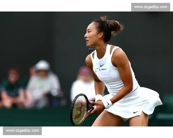 温网首轮焦点战：郑钦文挑战西尼亚科娃，草地魅力见证突破时刻